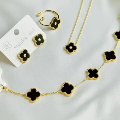 Korean Vancleef Necklace Set